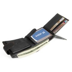 Foto de billetera horizontal clásica con broche y monedero mostrando su capacidad máxima en color negro