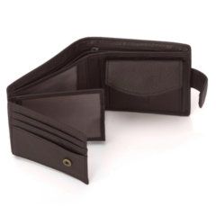 Foto de billetera horizontal clásica con broche y monedero de cuero mostrando vista de parte interior en color café