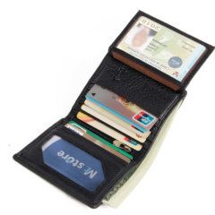 Foto de billetera vertical clásica trifold slim de cuero natural mostrando su capacidad de almacenamiento en color negro