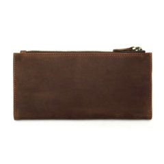 Foto de billetera larga vintage bifold con cierre de cuero natural mostrando una vista posterior horizontal en color café